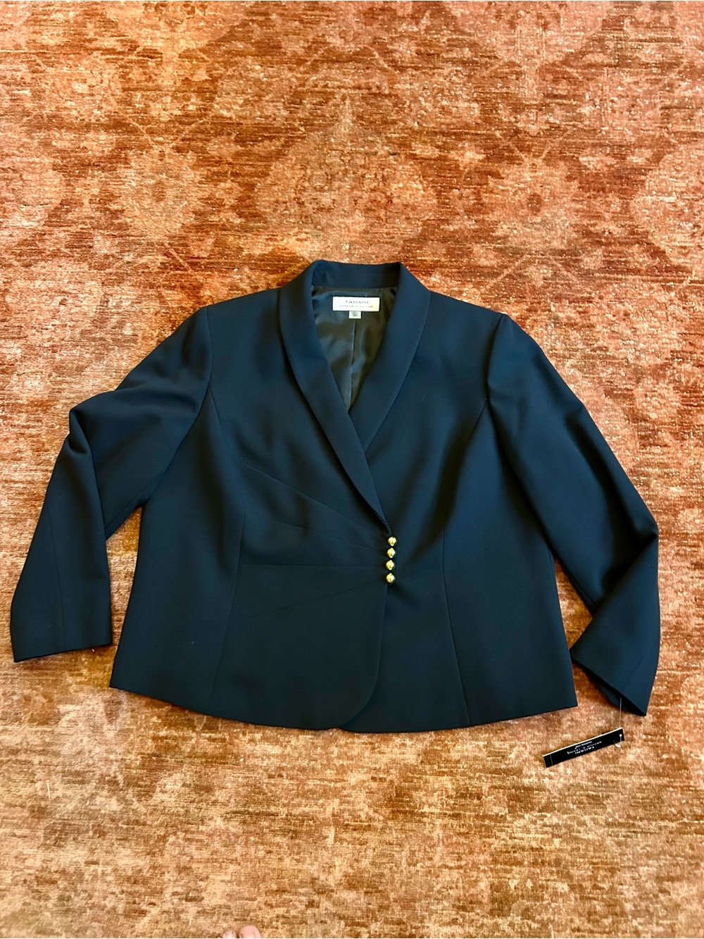 Tahari ASL Black Women's Tailored Blazer with Gold Accent Buttons. Size 16W. NWT